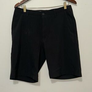 PGA Tour Men’s Golf Shorts 34